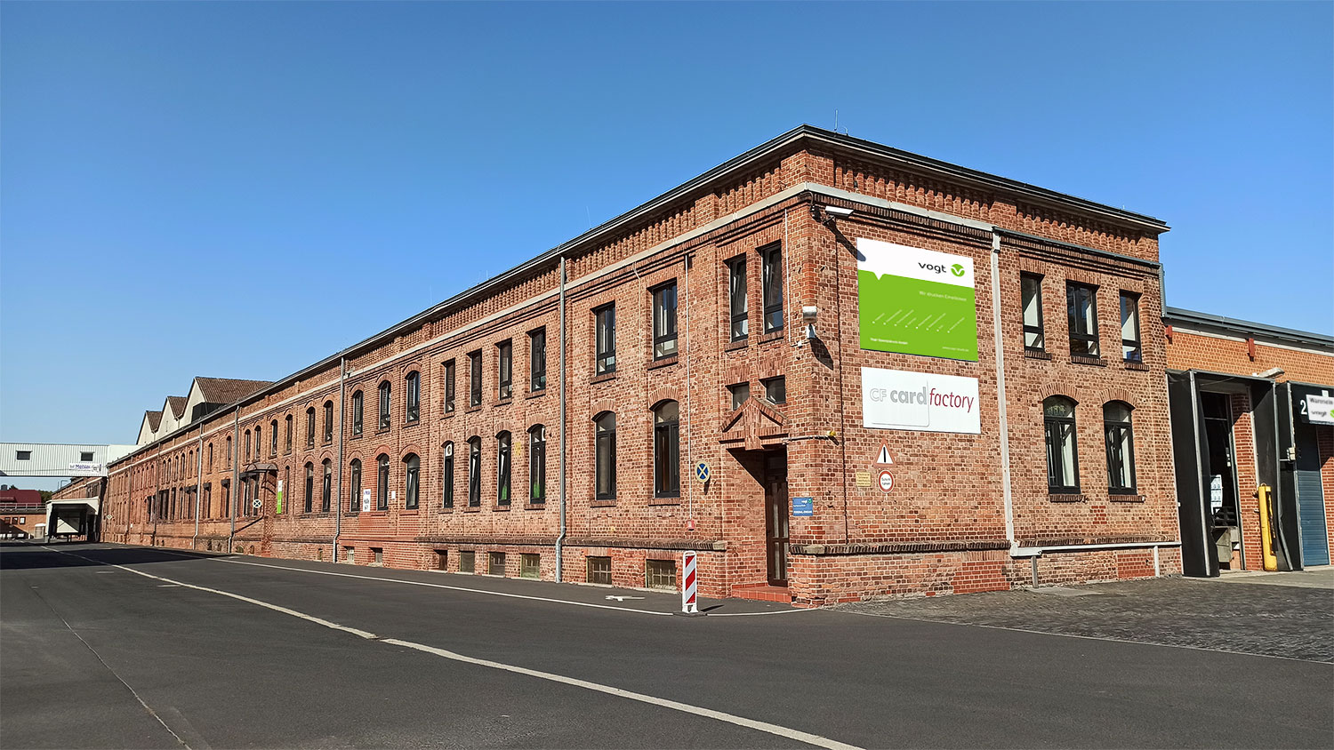 Firmengebäude der Vogt Spezialdruck GmbH und CF Card Factory in Hessisch Lichtenau