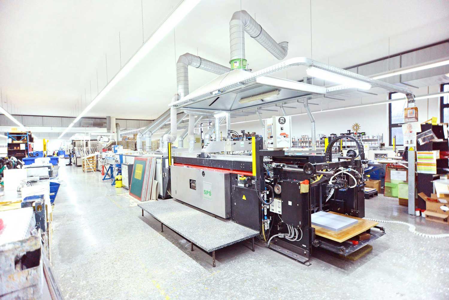 Kartenproduktion am Standort Hessisch Lichtenau